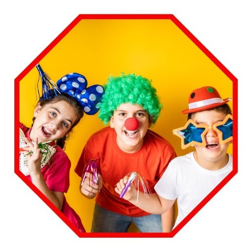 Felnőni Tilos! együttes +36204015540 Rendezvényekre interaktív műsor. Hallgass bele a dalokba!